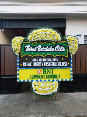 Papan Bunga Duka di Kebon Kosong