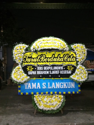 Papan Bunga Duka di Kebon Kosong